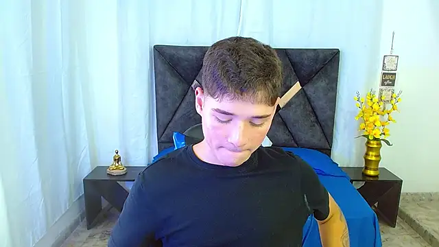 Mattass18 online show from July 2026 01:37:01 PM