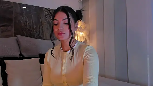 Rashel Frost  online show from February 2026 07:45:01 PM