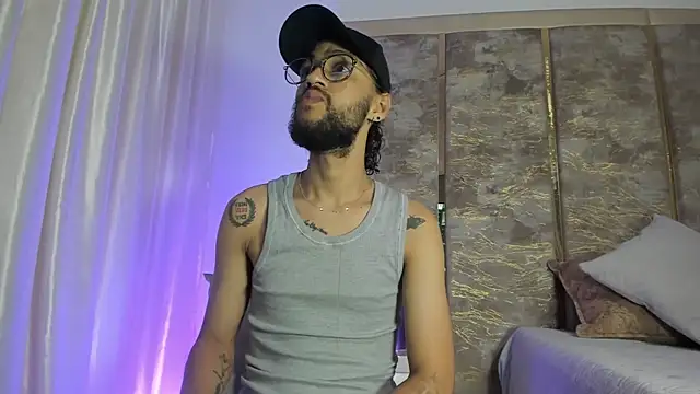 Liam Samderz online show from October 2025 11:32:02 AM