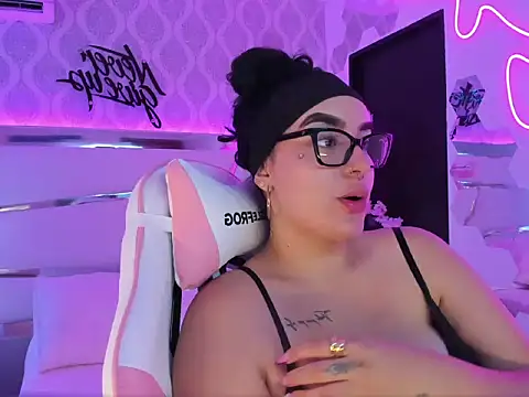 DevoraCarther online show from November 2025 02:50:01 PM