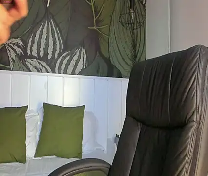 Mike montoya01 online show from October 2025 06:02:02 AM