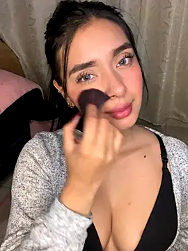 MiaSofia   online show from December 2025 04:40:02 AM