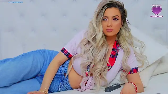 AriannaSins online show from March 2025 04:13:02 PM