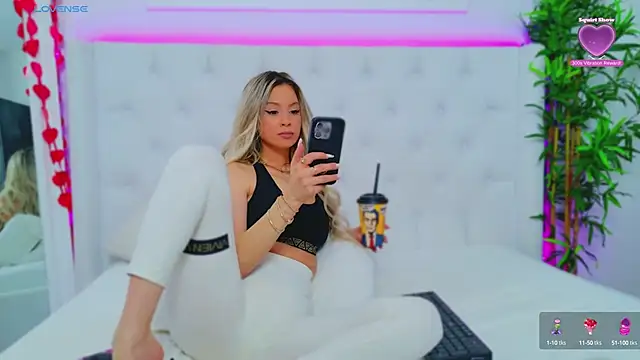 AriannaSins online show from March 2025 04:38:02 PM