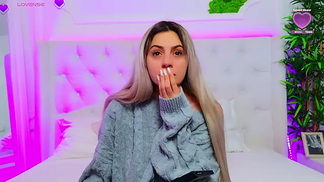 AriannaSins online show from January 2026 01:15:02 PM