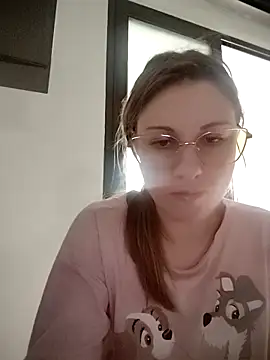 Snapshot of SandyCassie chatting on November 2025 10:43:02 AM SandyCassie online show from November 2025 10:43:02 AM