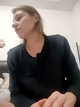 Snapshot of SandyCassie chatting on November 2025 06:06:02 AM SandyCassie online show from November 2025 06:06:02 AM