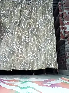Snapshot of Rajni_chauhan chatting on May 2026 04:14:02 PM Rajni chauhan online show from May 2026 04:14:02 PM