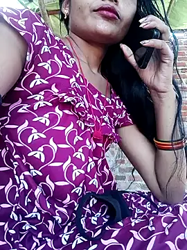 Snapshot of Rajni_chauhan chatting on May 2026 06:10:01 AM Rajni chauhan online show from May 2026 06:10:01 AM