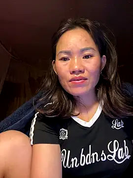 Saomai25 online show from October 2025 08:42:02 PM