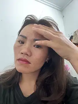 Saomai25 online show from November 2025 08:43:01 PM