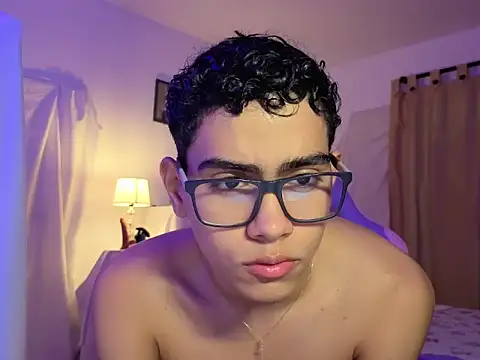 Yamilk101 online show from February 2026 04:00:02 AM