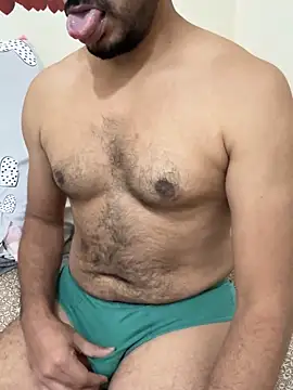 Handsome8677 online show from November 2025 09:08:02 AM