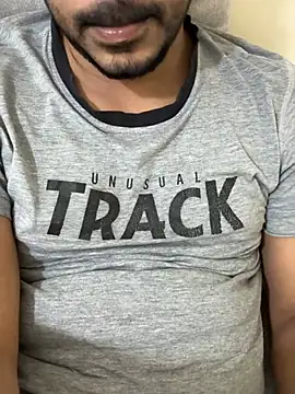 Handsome8677 online show from January 2026 10:55:01 PM