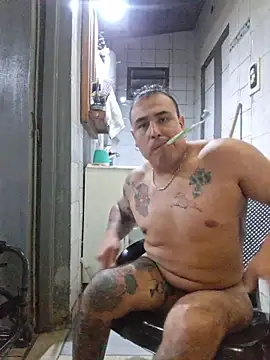 Snapshot of Rueditasss chatting on January 2026 02:58:02 AM Rueditasss online show from January 2026 02:58:02 AM