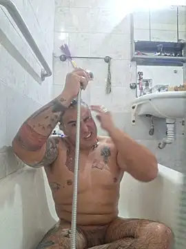 Snapshot of Rueditasss chatting on February 2026 07:47:02 PM Rueditasss online show from February 2026 07:47:02 PM