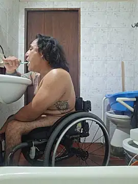 Snapshot of Rueditasss chatting on April 2026 12:36:02 PM Rueditasss online show from April 2026 12:36:02 PM