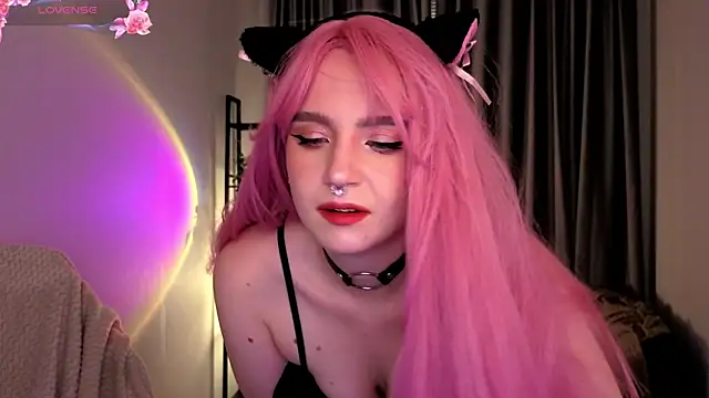 AleksaDivine online show from October 2025 09:58:02 PM