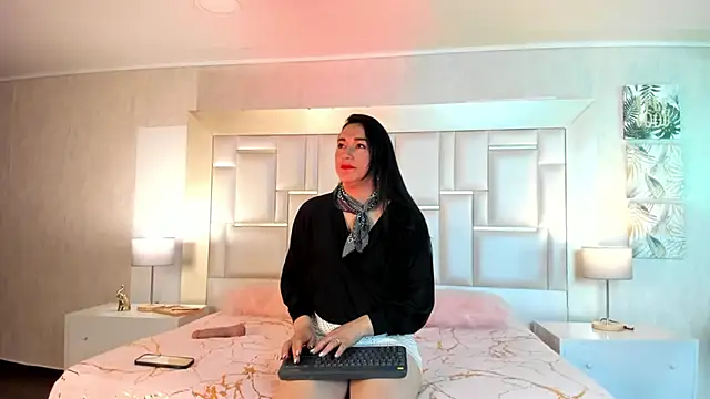 Snapshot of Elizabeth_bennett_6 chatting on November 2025 07:28:01 PM Elizabeth bennett 6 online show from November 2025 07:28:01 PM