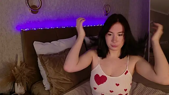 Busty Lina online show from October 2025 05:41:01 AM