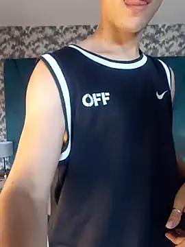 Aaron Eze online show from April 2026 02:27:02 PM