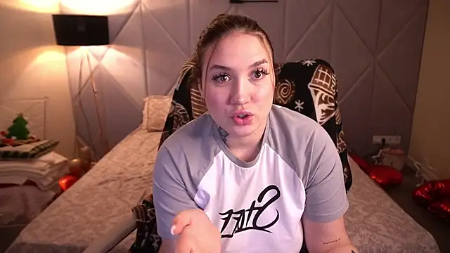 AmiraChase online show from February 2026 01:44:01 PM