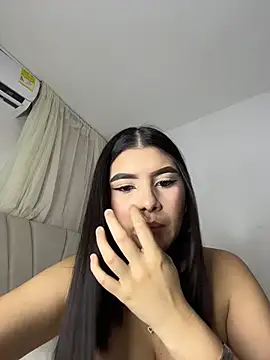 Snapshot of Julietalcl chatting on June 2026 12:08:01 AM Julietalcl online show from June 2026 12:08:01 AM