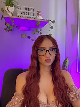 Im sofiaaa online show from December 2025 07:53:02 PM