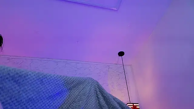 moon winy online show from March 2026 11:17:02 AM