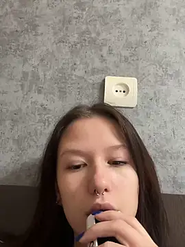 AngelaXSmile online show from October 2025 03:42:02 AM