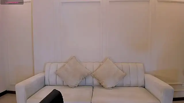 ScarlettBlaze  online show from April 2026 12:00:02 PM