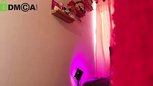Lunaira Deep online show from July 2026 07:39:01 PM