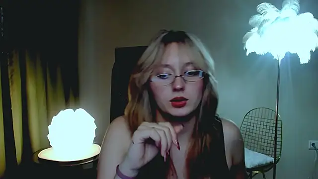 ScarlettScril online show from October 2025 06:25:01 AM