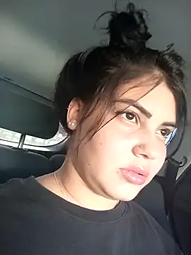 Cubanitaxxx online show from November 2025 08:16:01 PM