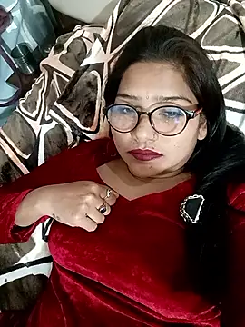 Vanshika1432 online show from November 2025 02:42:02 AM