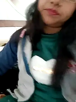 Vanshika1432 online show from December 2025 08:12:01 AM