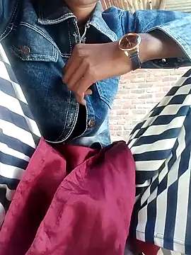 Kareena rani online show from December 2025 05:03:01 AM