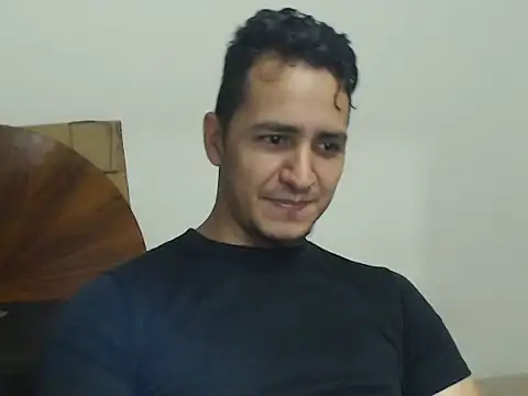 Snapshot of DarkTheKing chatting on October 2025 04:37:01 AM DarkTheKing online show from October 2025 04:37:01 AM