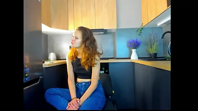 FoxFever online show from November 2025 07:30:01 AM