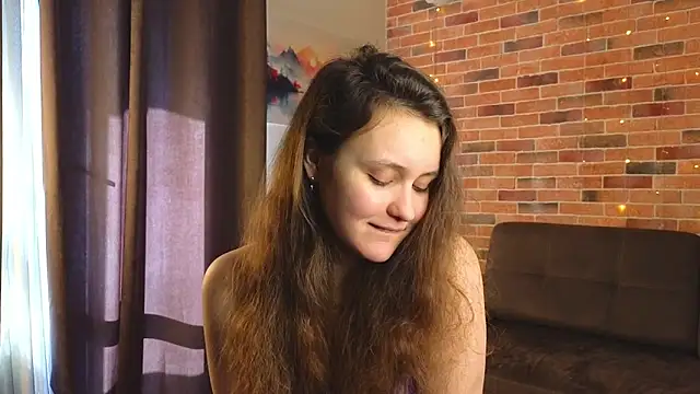 Snapshot of FoxFever chatting on April 2026 05:01:02 AM FoxFever online show from April 2026 05:01:02 AM