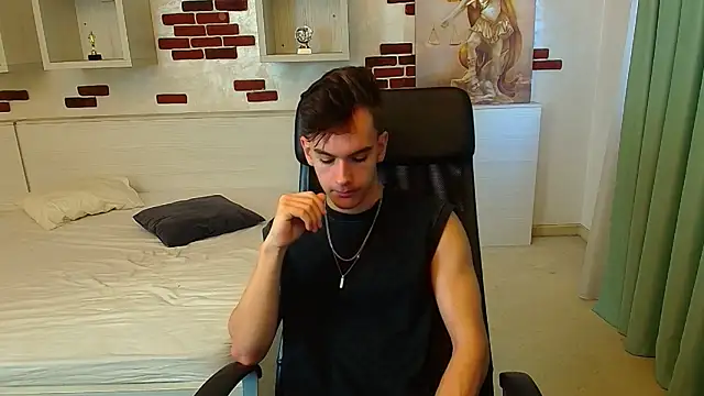 BradyFlint online show from October 2025 05:52:01 AM