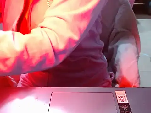 sonali hotty online show from December 2025 05:57:01 AM