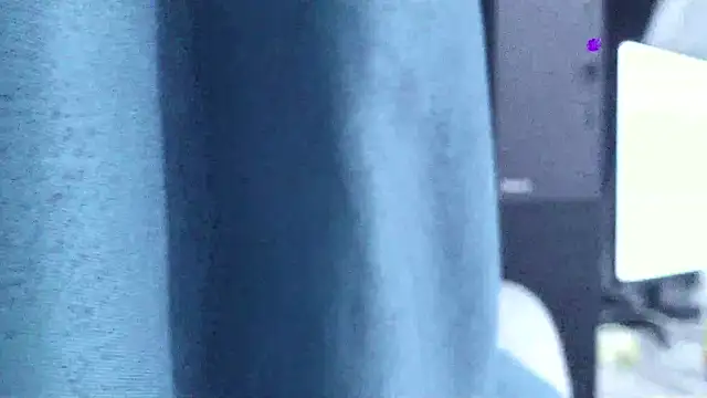 Snapshot of Stuffy-111 chatting on April 2026 05:18:01 PM Stuffy-111 online show from April 2026 05:18:01 PM