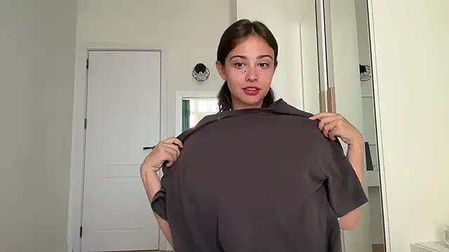 WillHannah online show from August 2026 12:47:01 PM