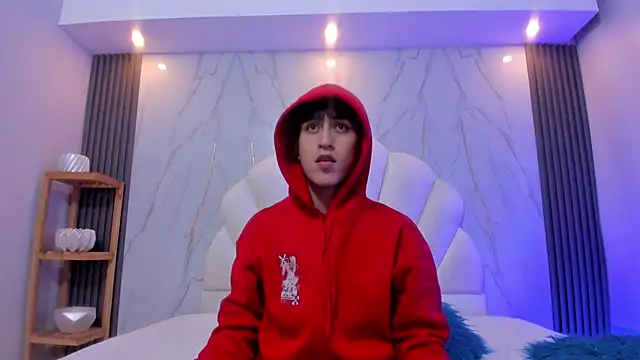 hoot booys  online show from January 2026 08:36:01 PM