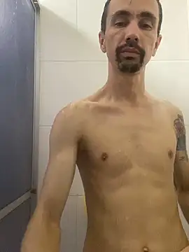 leozin01 online show from March 2026 11:21:02 PM