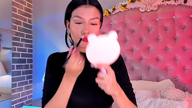 Snapshot of TanyaBello chatting on May 2026 02:18:01 AM TanyaBello online show from May 2026 02:18:01 AM