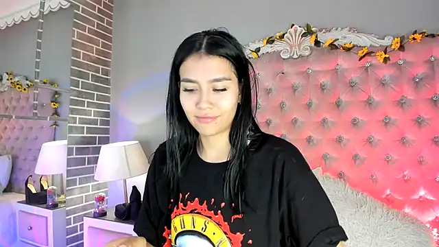 Snapshot of TanyaBello chatting on June 2026 09:31:02 PM TanyaBello online show from June 2026 09:31:02 PM