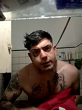Miqueas2 online show from October 2025 07:15:01 PM