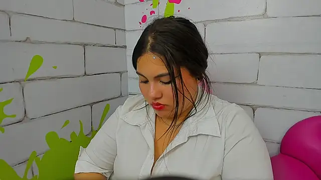SoftLilyy online show from October 2025 07:31:02 AM